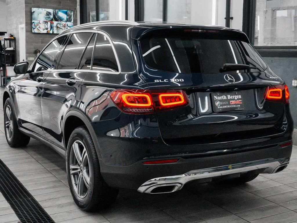 Used 2022 Mercedes-Benz GLC 300 4MATIC image 6