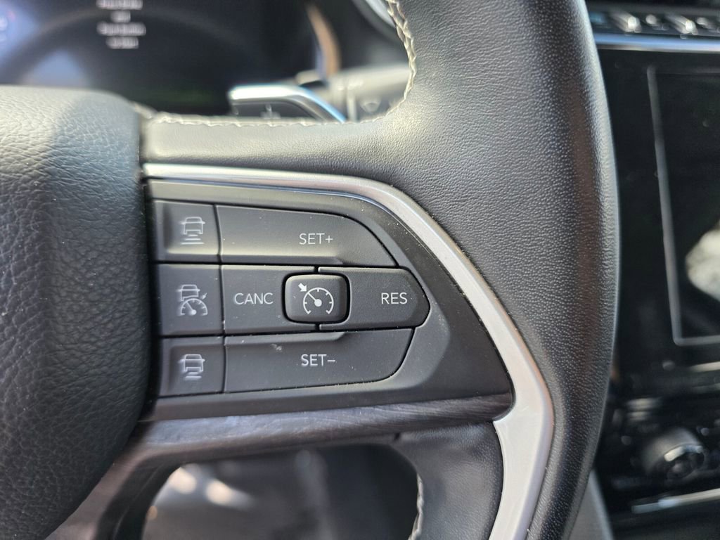 Used 2022 Jeep Grand Cherokee Limited 4xe w/ Luxury Tech Group II image 20