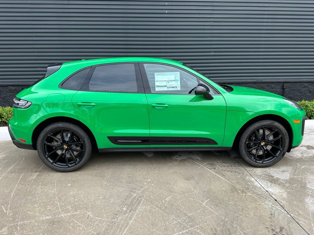 Used 2025 Porsche Macan GTS image 8