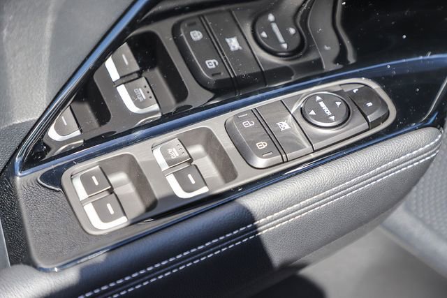 Used 2022 Kia Niro LXS w/ Digital Cluster Package image 20