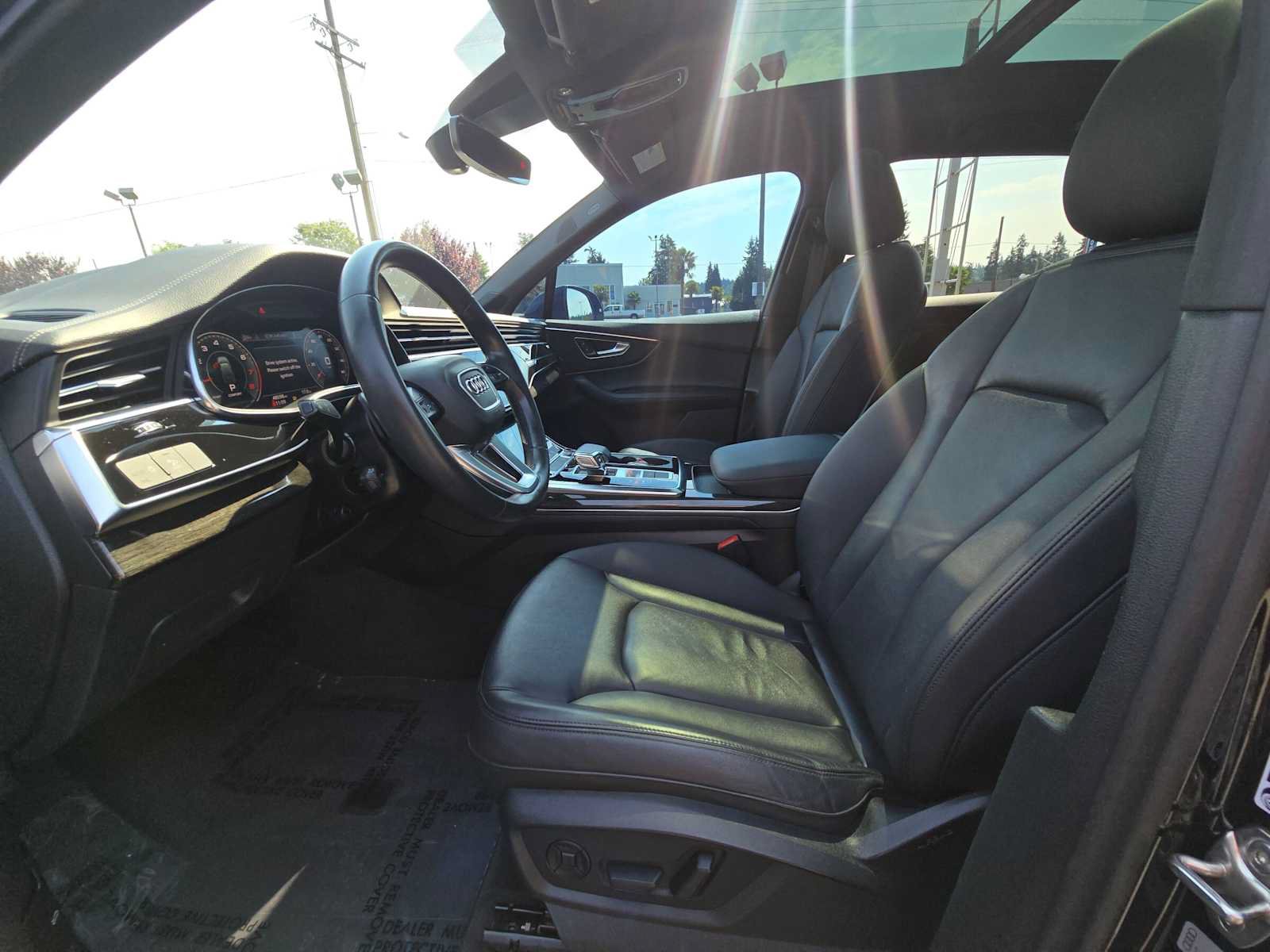Used 2023 Audi Q7 2.0T Premium Plus w/ Premium Plus Package AWD/4WD image 21