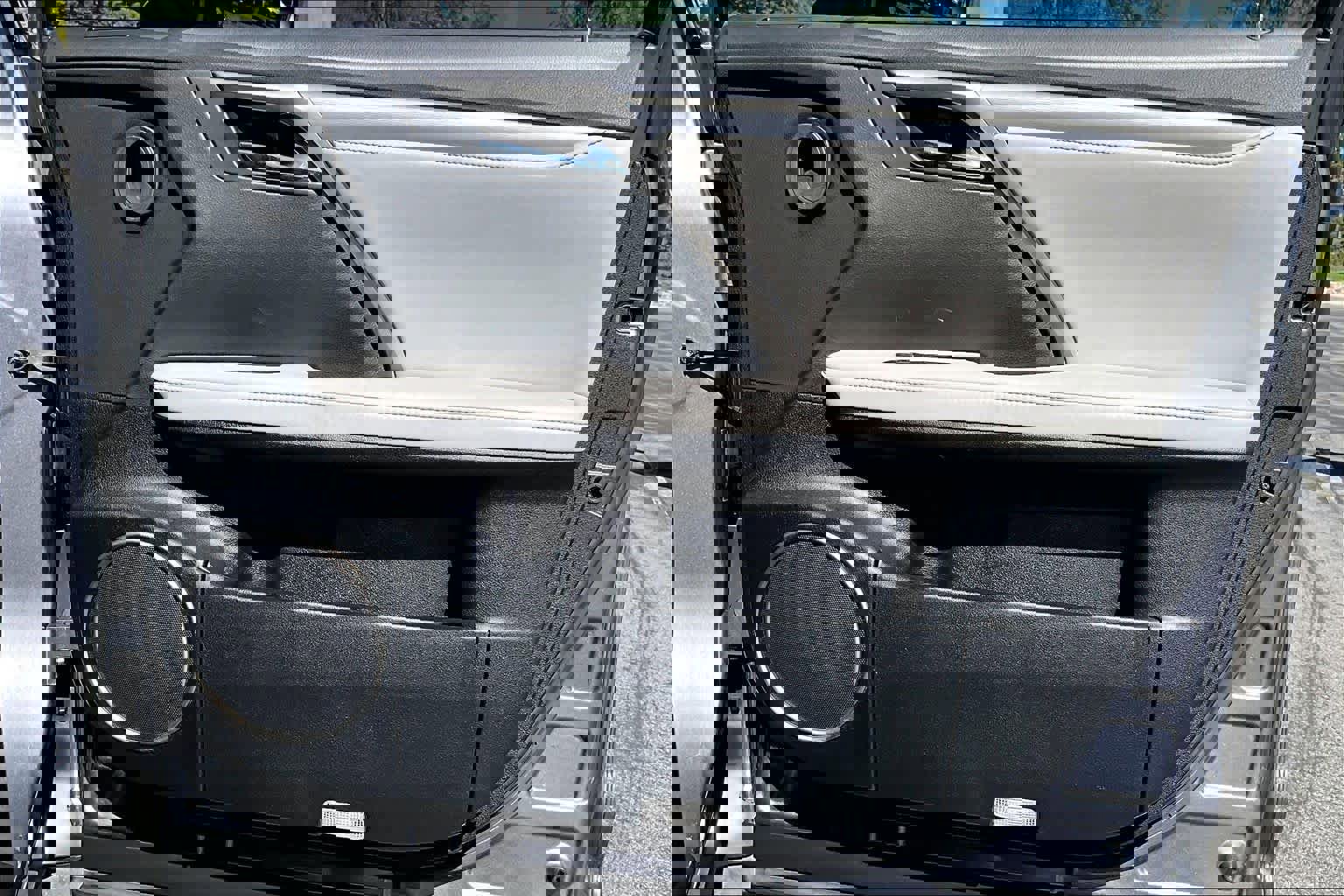 Used 2016 Lexus RX 450h F Sport w/ Cold Weather Package image 21