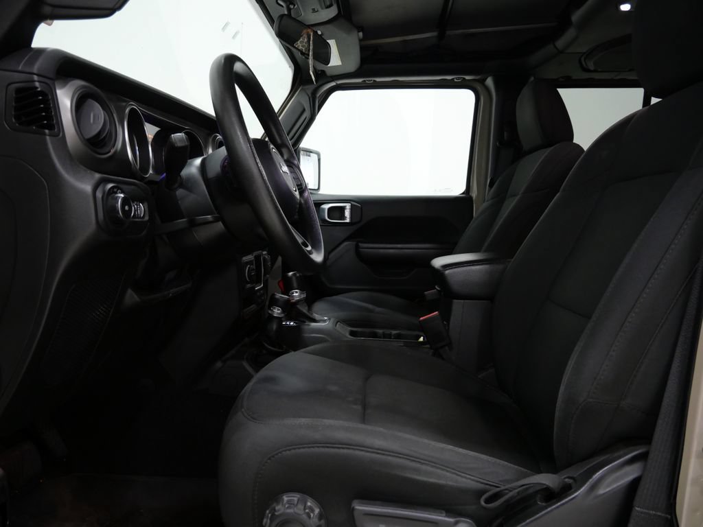 Used 2022 Jeep Wrangler Unlimited Sport AWD/4WD image 13