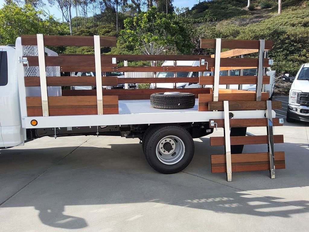 New 2026 Ford F350 XL w/ XL Chrome Package image 13