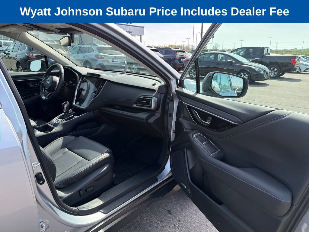 Used 2025 Subaru Outback Limited XT AWD/4WD image 32