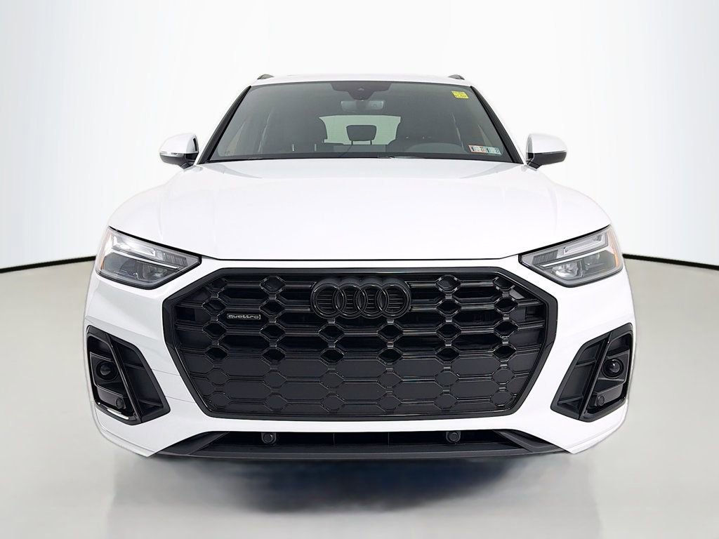 Certified 2025 Audi Q5 2.0T Premium image 2