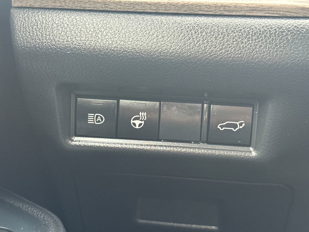 Used 2024 Toyota Grand Highlander Limited image 32