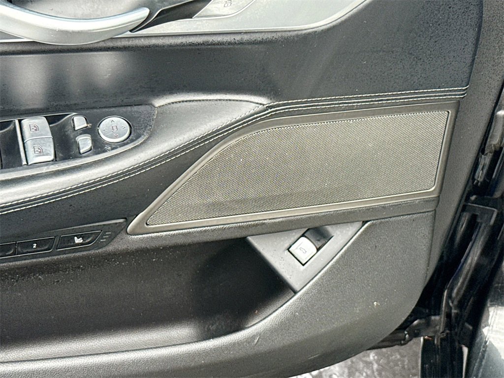 Used 2022 BMW 750i xDrive w/ Executive Package image 20