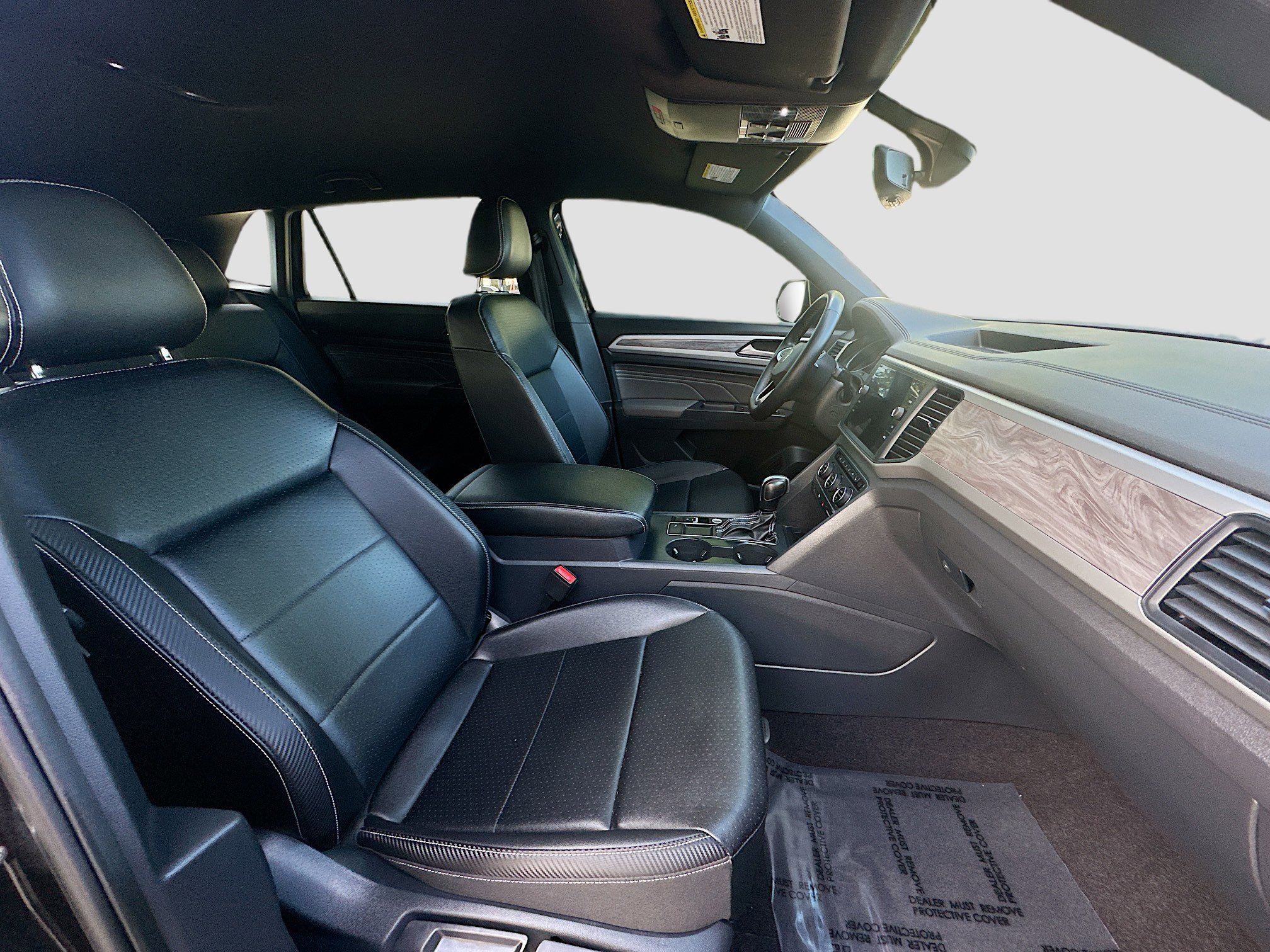 Used 2021 Volkswagen Atlas Cross Sport SE w/ V6 Towing Package image 31