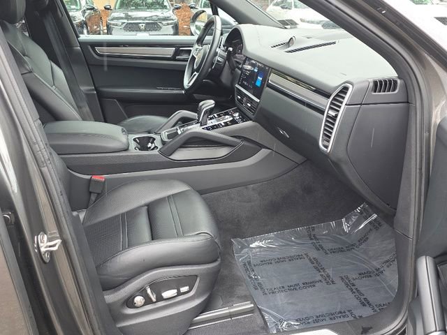 Used 2020 Porsche Cayenne image 12