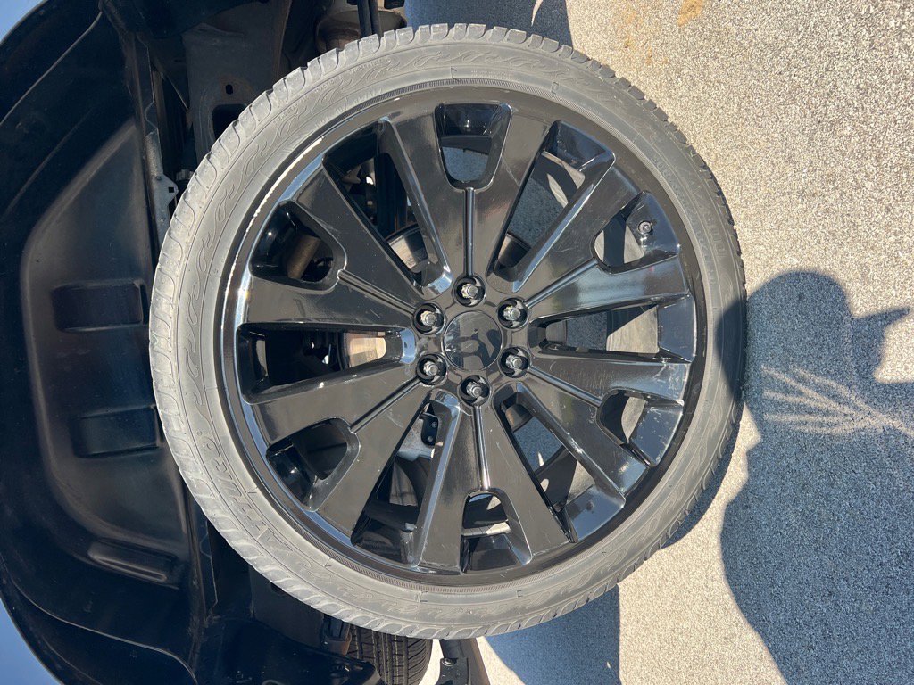 Used 2019 Chevrolet Silverado 1500 Custom w/ Custom Value Package image 12