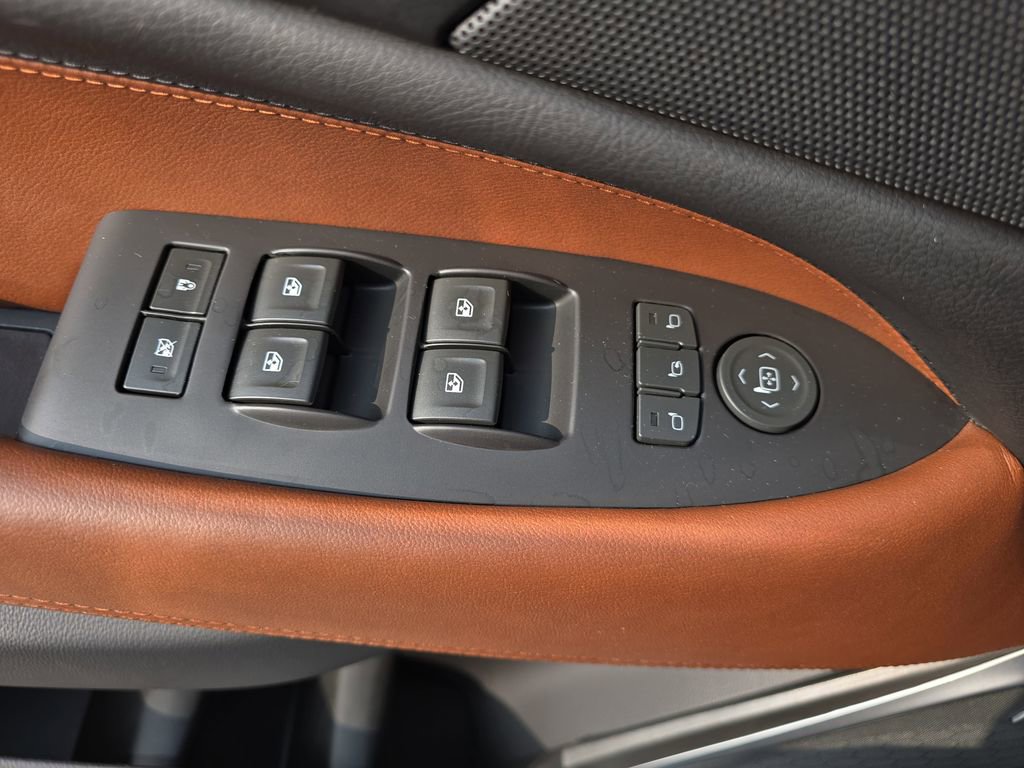Used 2020 Cadillac Escalade Luxury image 29