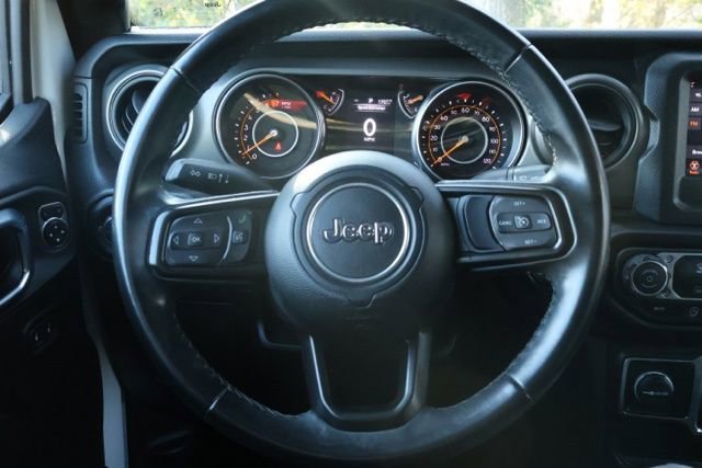 Used 2022 Jeep Gladiator Sport image 11