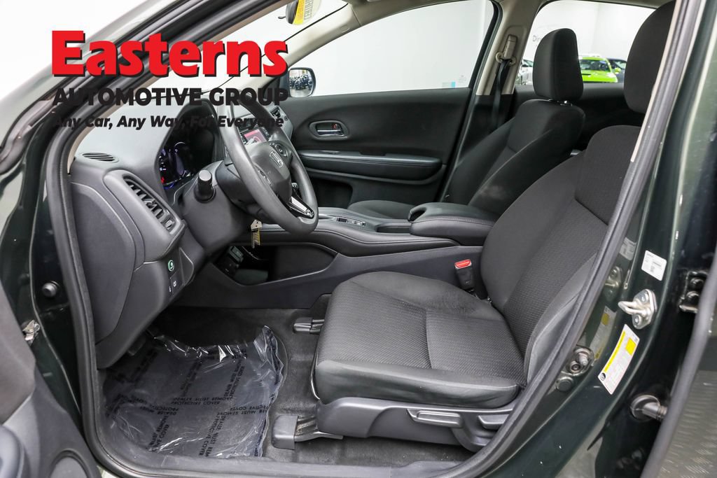 Used 2018 Honda HR-V LX image 14