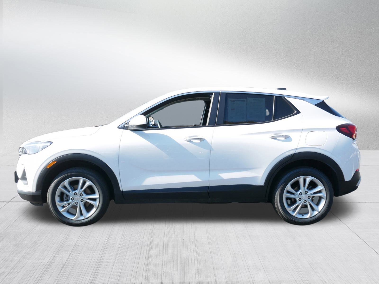 Used 2022 Buick Encore GX Preferred w/ Cold Weather Comfort Package image 4