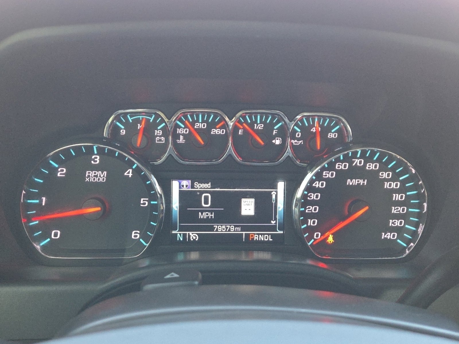 Used 2018 GMC Sierra 1500 SLT w/ SLT Premium Package image 28