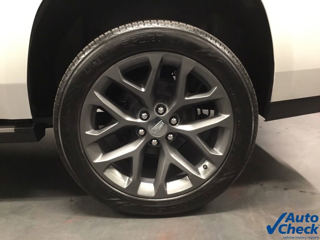 Used 2017 Cadillac Escalade Premium Luxury AWD/4WD image 18