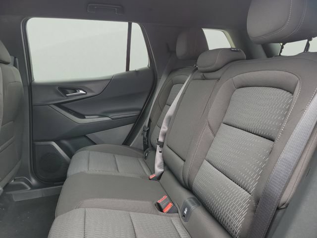 New 2026 Chevrolet Equinox LT w/ Safety and Technology Package FWD image 9