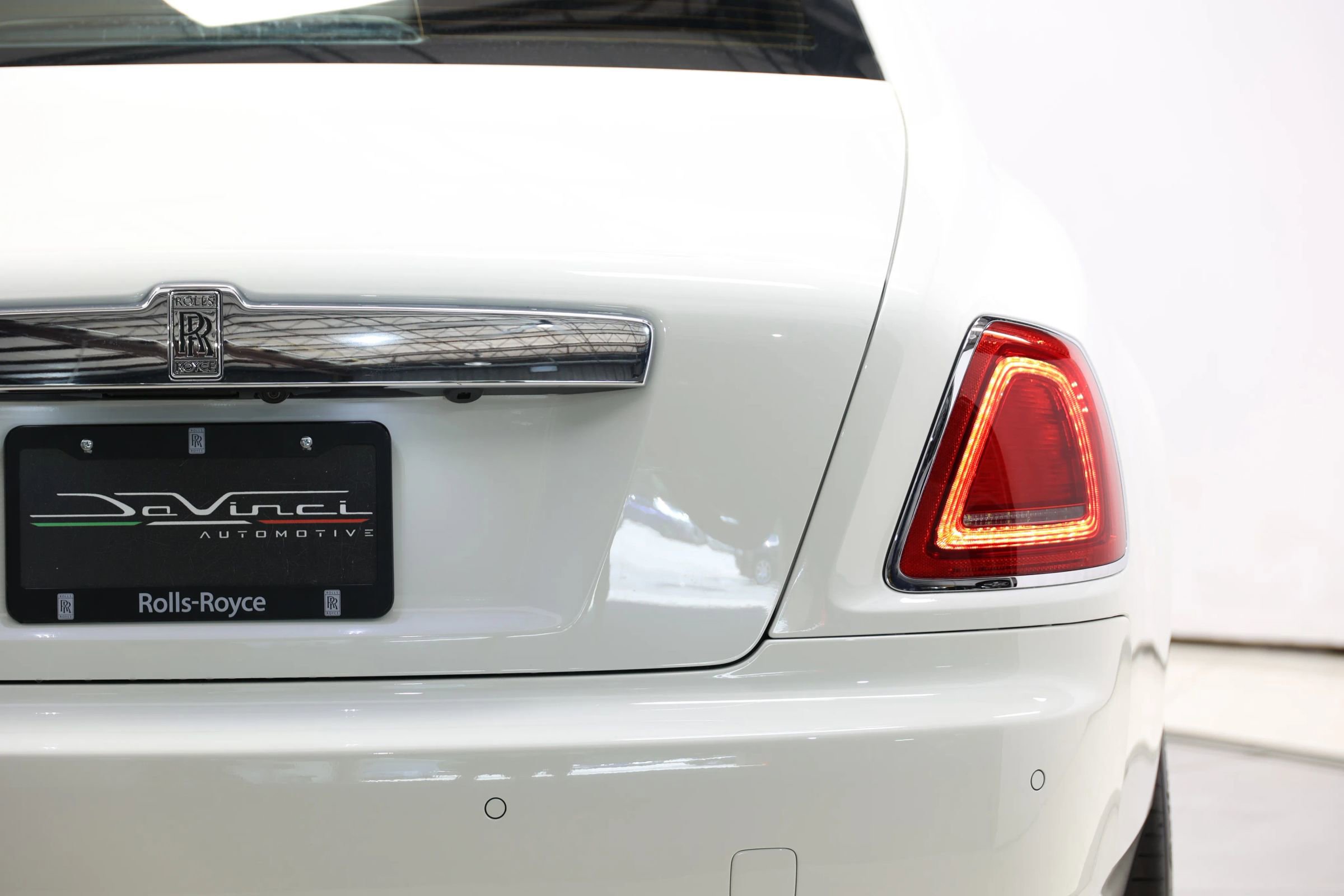 Used 2015 Rolls-Royce Ghost RWD image 68