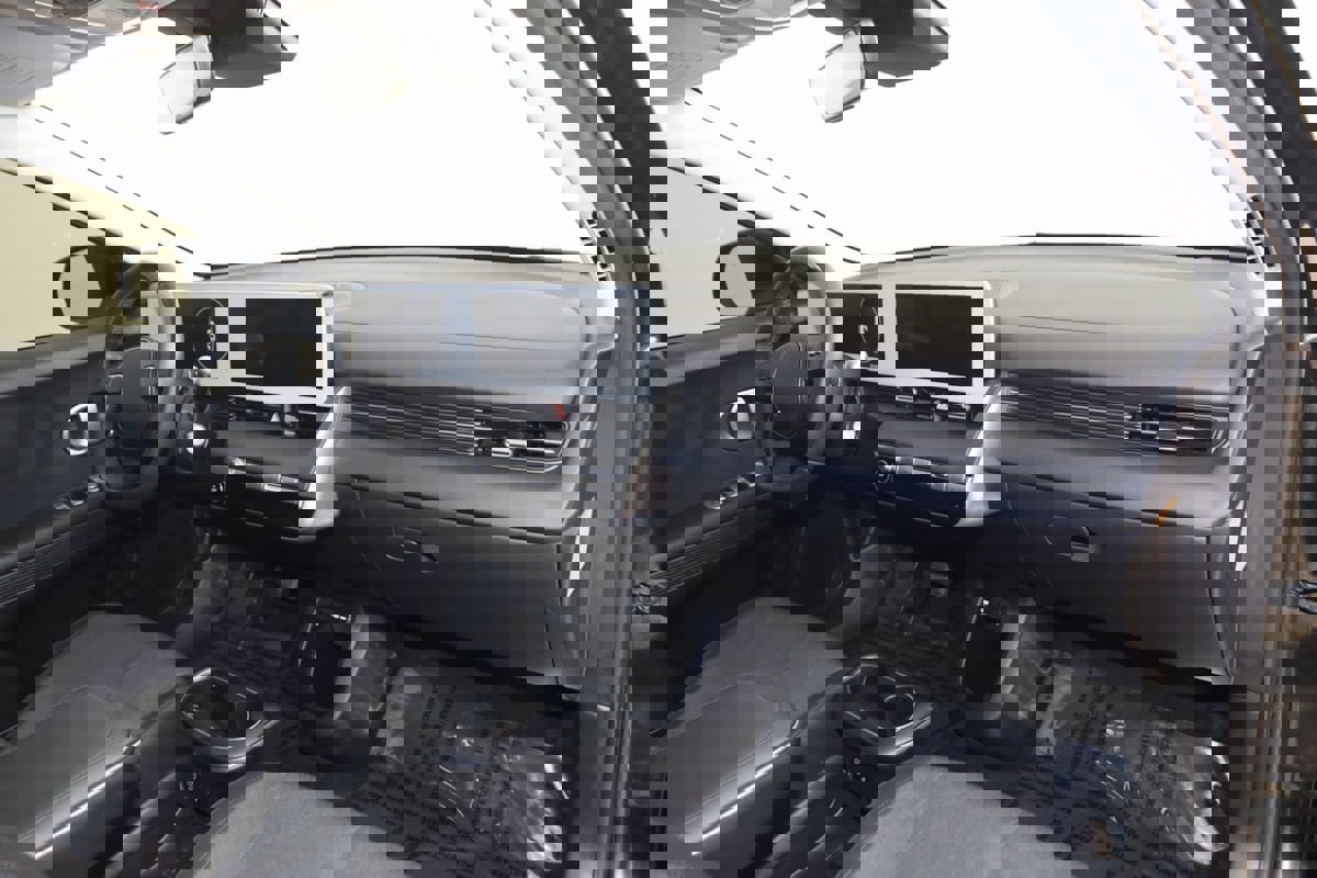 Used 2024 Hyundai Ioniq 5 SEL image 45