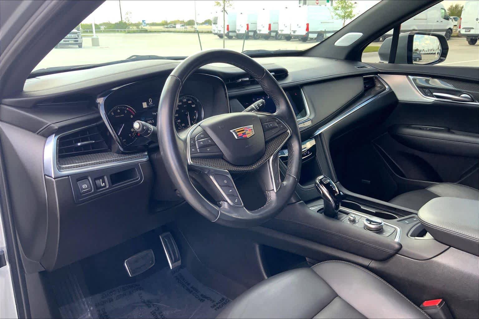 Used 2023 Cadillac XT5 Sportv image 16