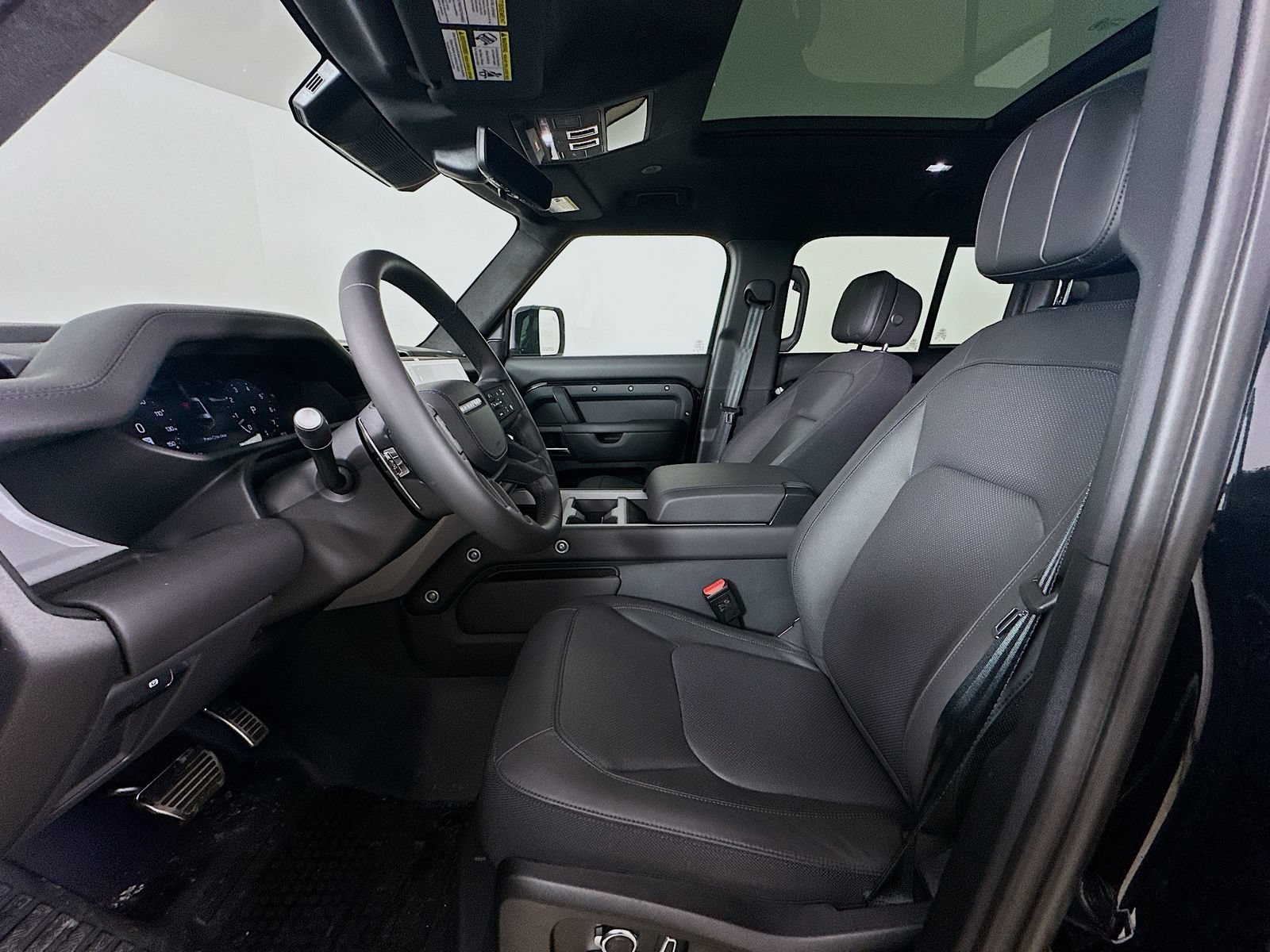 New 2026 Land Rover Defender 130 V8 AWD/4WD image 34