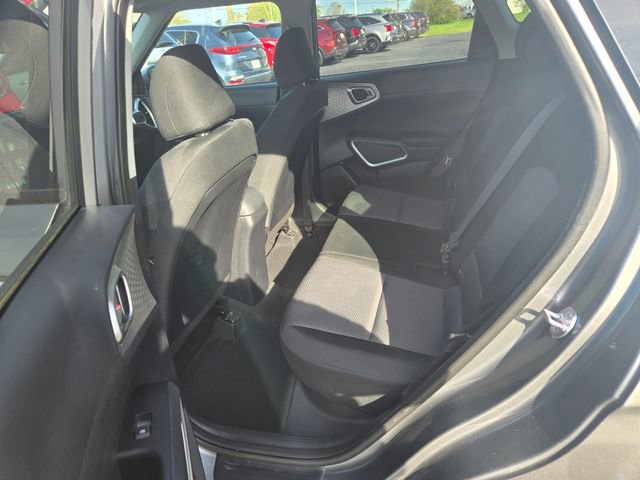 Used 2025 Kia Soul LX image 18
