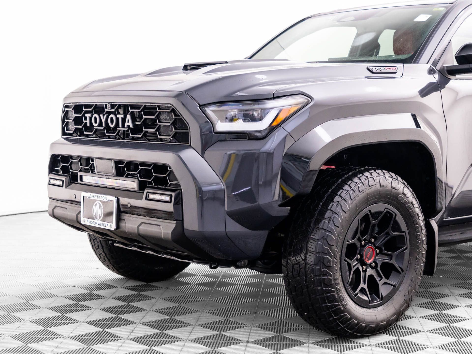 Used 2025 Toyota 4Runner TRD Off-Road AWD/4WD image 38