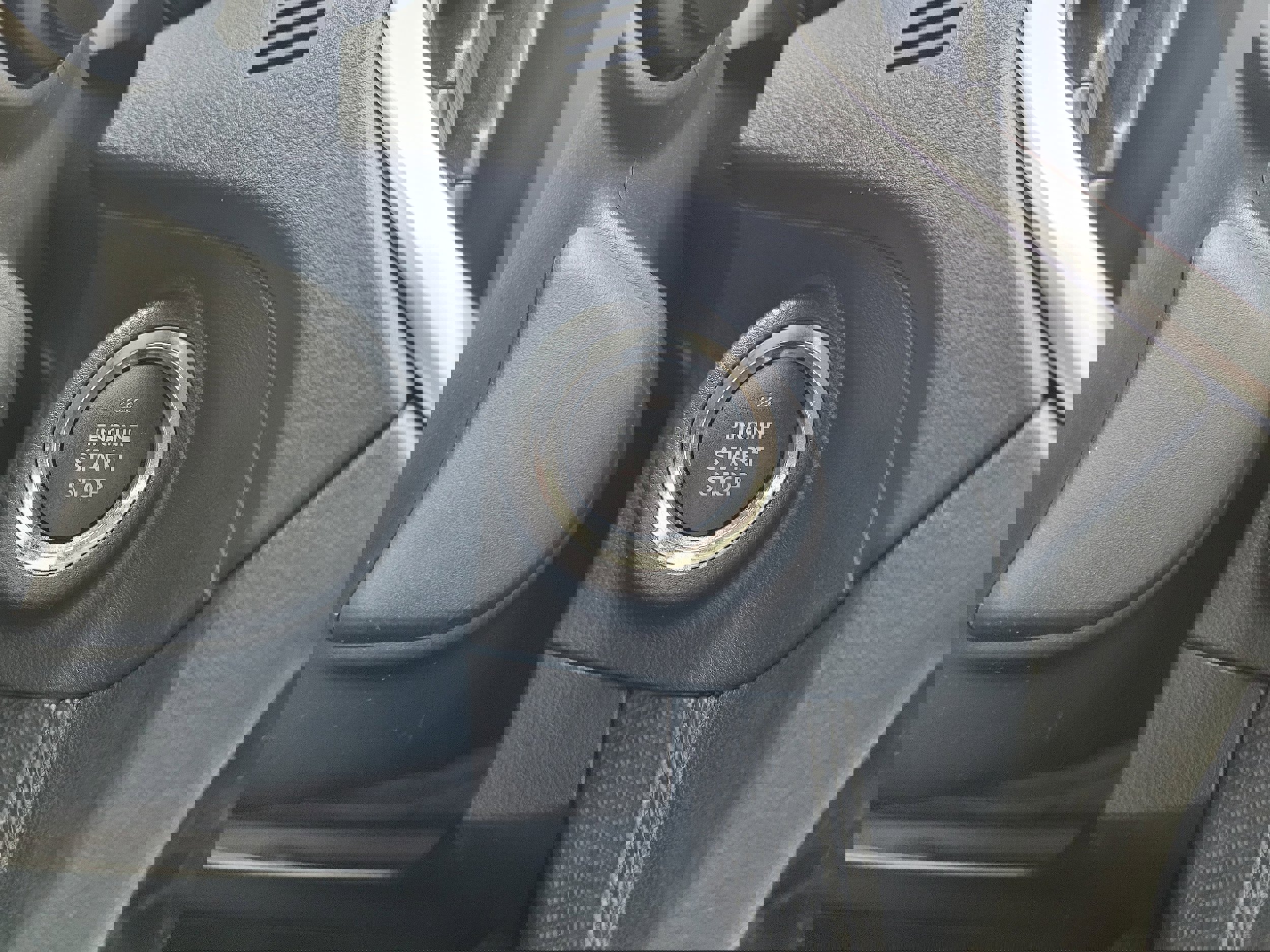 Used 2020 Subaru Forester Premium image 18