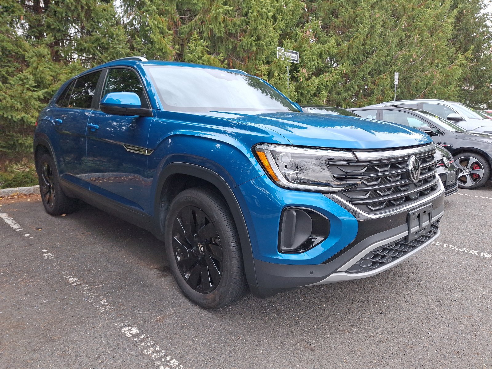 Used 2024 Volkswagen Atlas Cross Sport SE