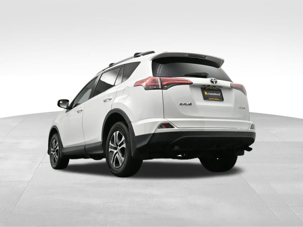 Used 2016 Toyota RAV4 LE image 34