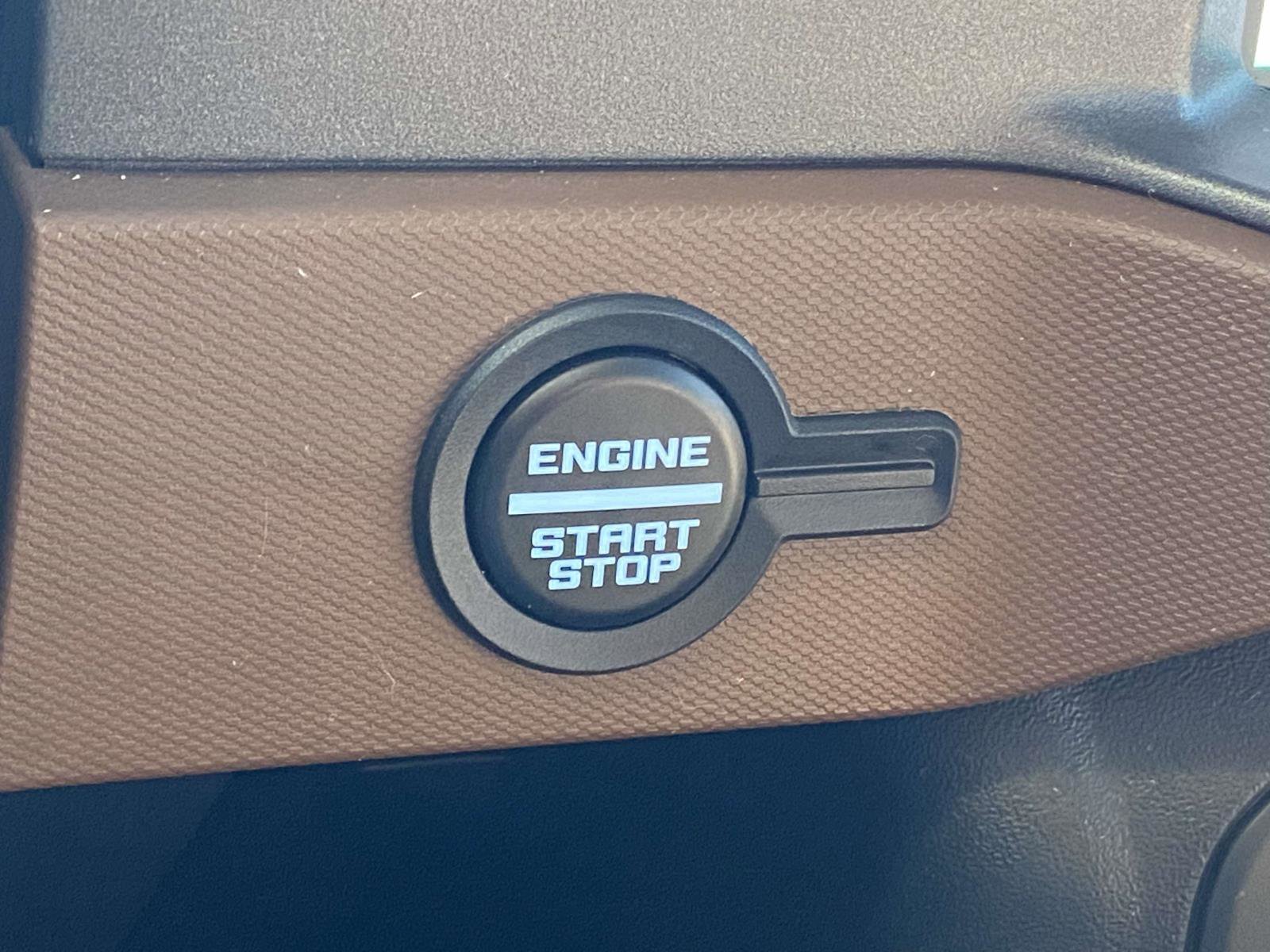 Used 2024 Ford Bronco Outer Banks image 22