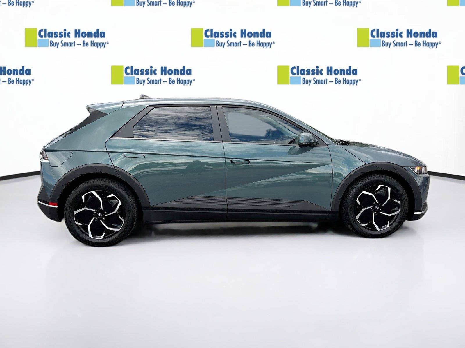 Used 2024 Hyundai Ioniq 5 SEL RWD image 9