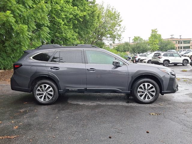 Certified 2025 Subaru Outback Premium AWD/4WD image 10