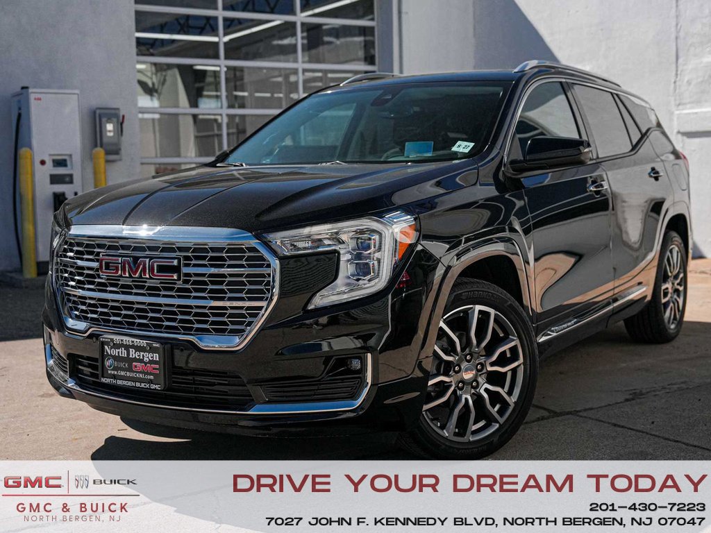 Used 2022 GMC Terrain Denali w/ LPO, Floor Liner Package
