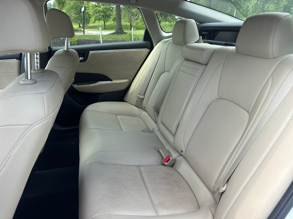 Certified 2018 Honda Clarity Touring image 32