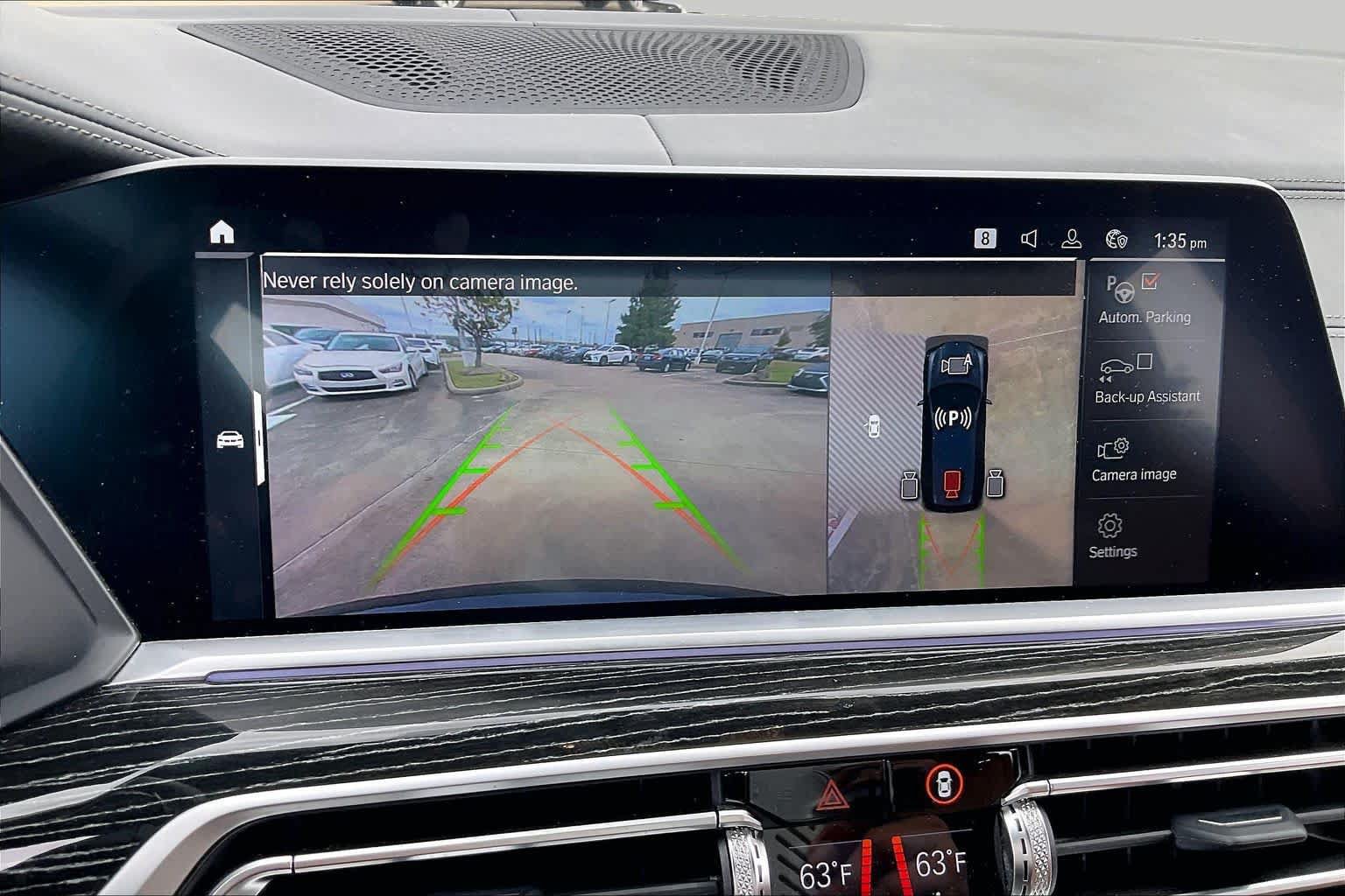 Used 2022 BMW X7 xDrive40i w/ M Sport Package AWD/4WD image 24