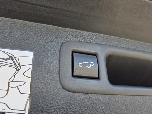 Used 2022 Toyota Highlander Limited image 18