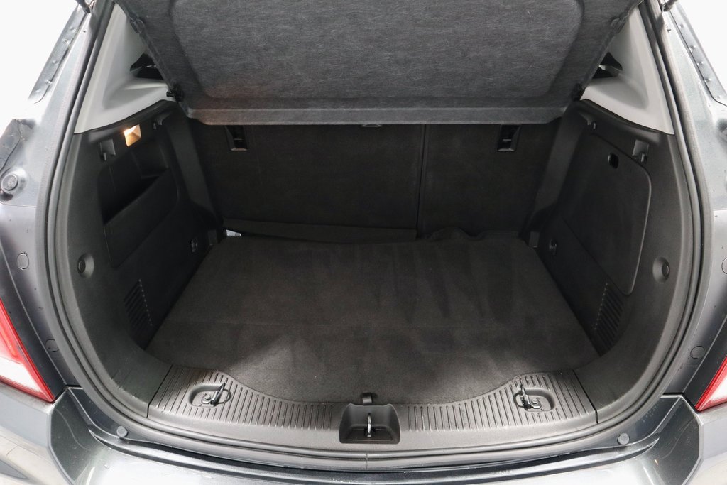 Used 2018 Chevrolet Trax LT w/ LPO, Protection Package image 13