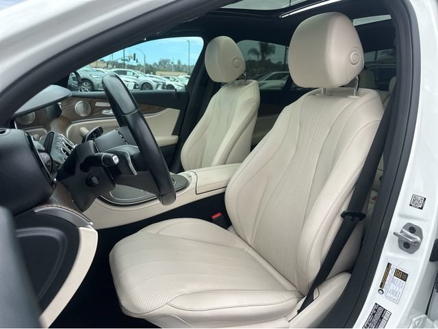 Used 2022 Mercedes-Benz E 350 Sedan image 7