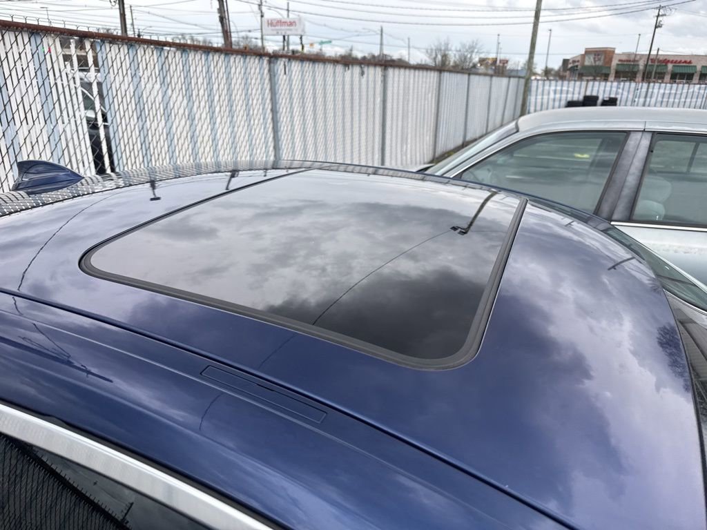 Used 2018 BMW 230i xDrive Coupe image 2