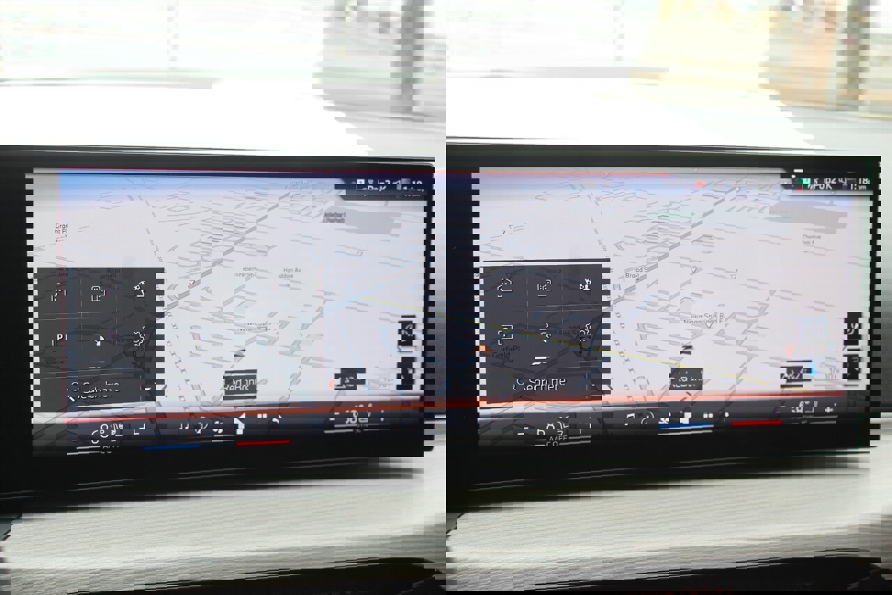 Used 2025 BMW i4 xDrive40i w/ M Sport Package image 10