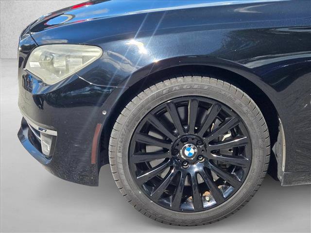 Used 2013 BMW 750Li RWD image 10