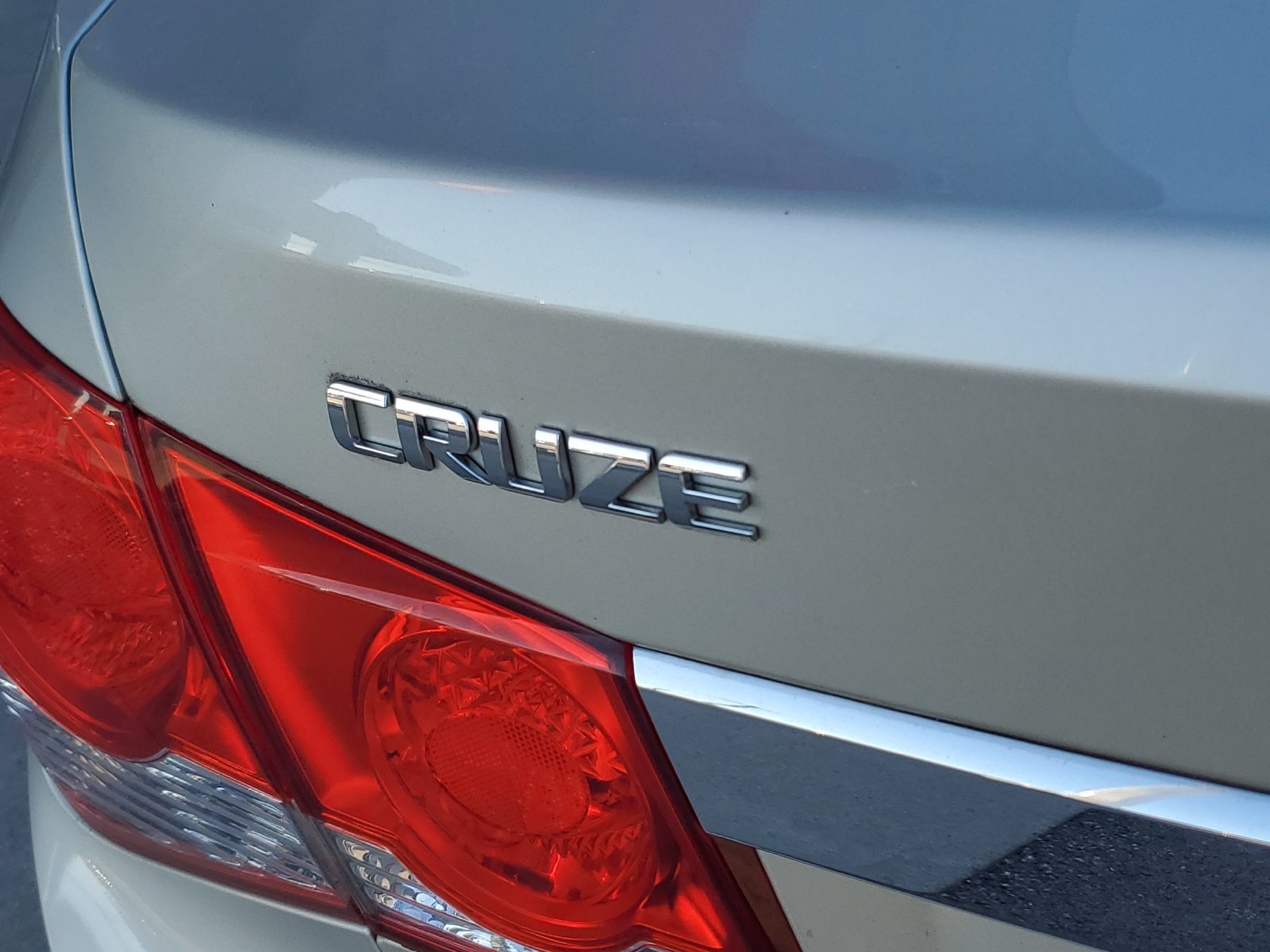 Used 2014 Chevrolet Cruze LS FWD image 7