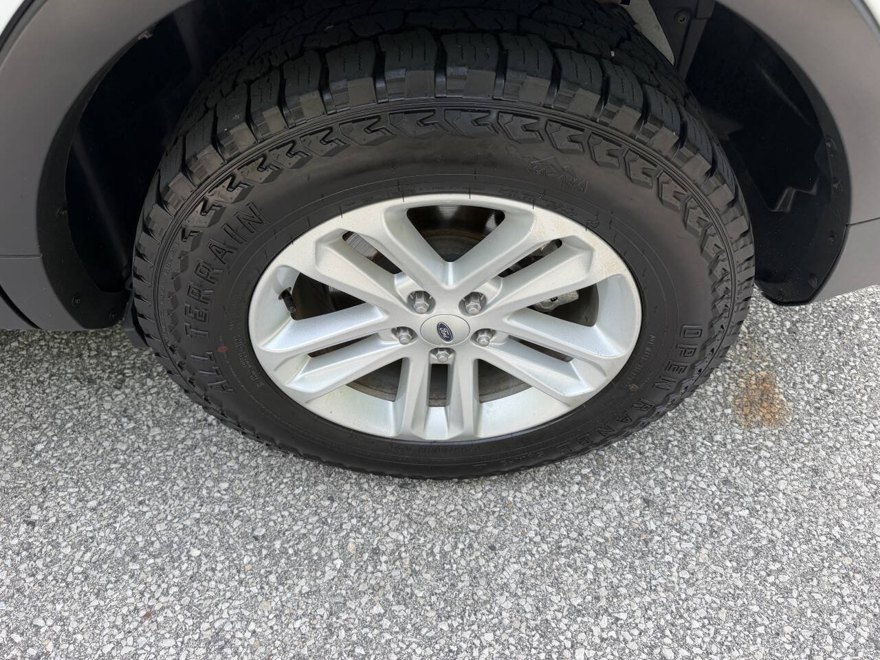 Used 2015 Ford Explorer 4WD image 18
