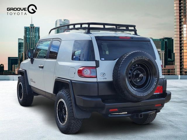 Used 2014 Toyota FJ Cruiser 4WD w/ Convenience Package image 3