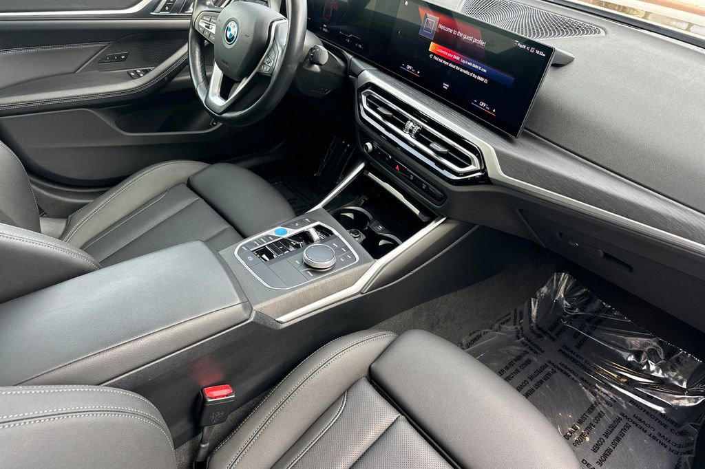Used 2023 BMW i4 eDrive35 image 16