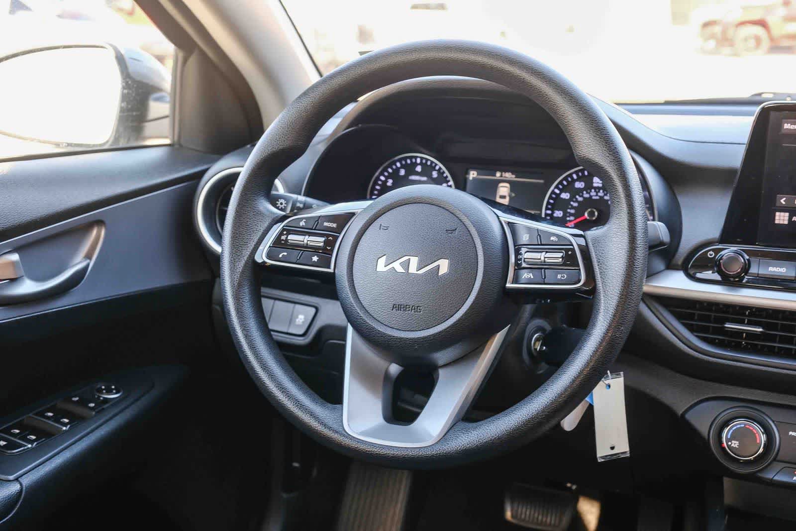 Used 2024 Kia Forte LXS FWD image 17