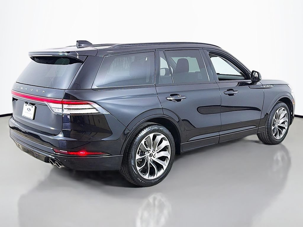 Used 2025 Lincoln Aviator AWD w/ Jet Appearance Package image 14