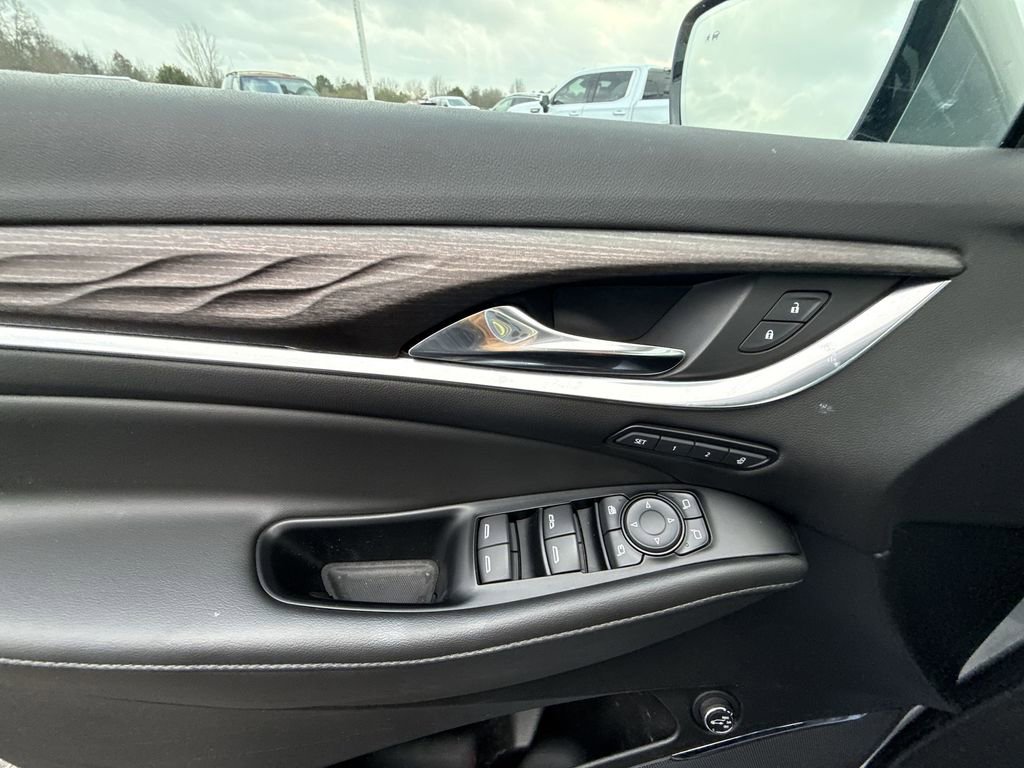 Certified 2023 Buick Enclave Avenir w/ Avenir Technology Package image 30
